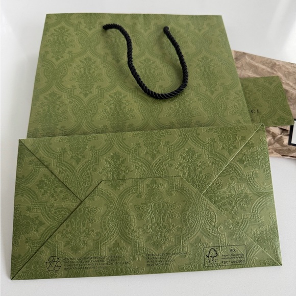 Gucci Green Gift Bag and Packaging Set - Picture 5 of 7